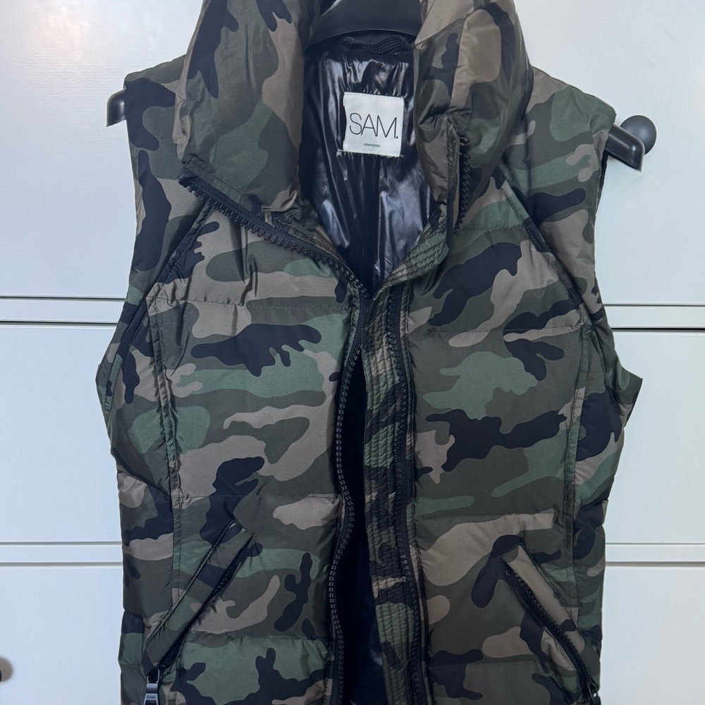SAM. Green and Brown Camouflage Vest